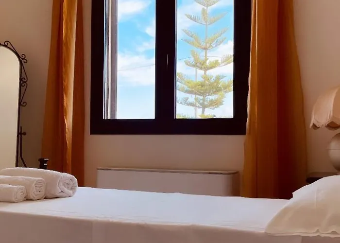 Couette-café Mondoverde & 4*